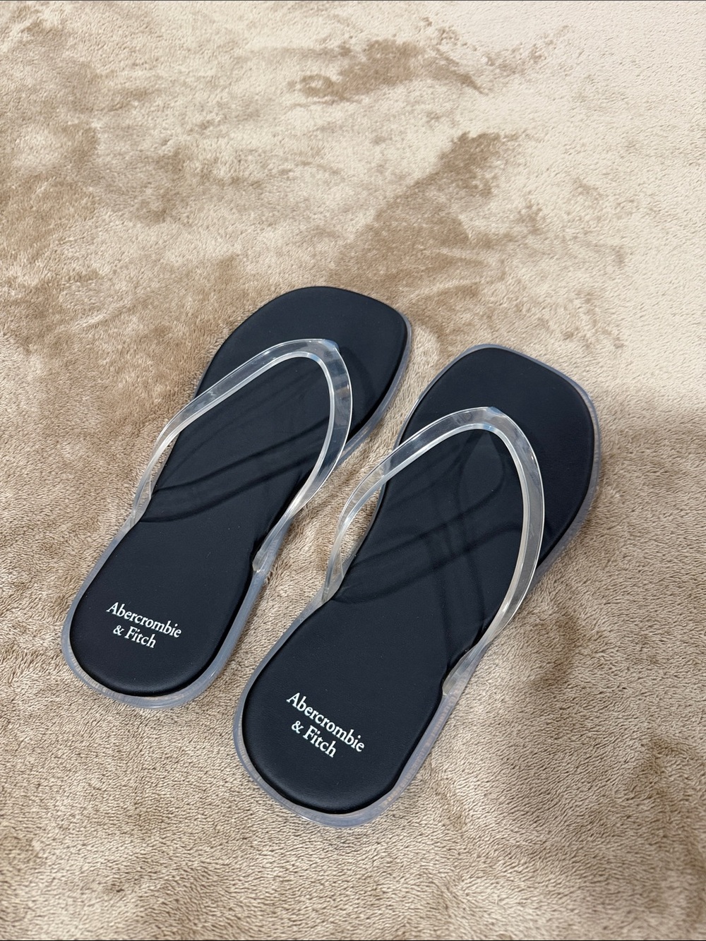 A&F square toe flip flops never worn size 7-8